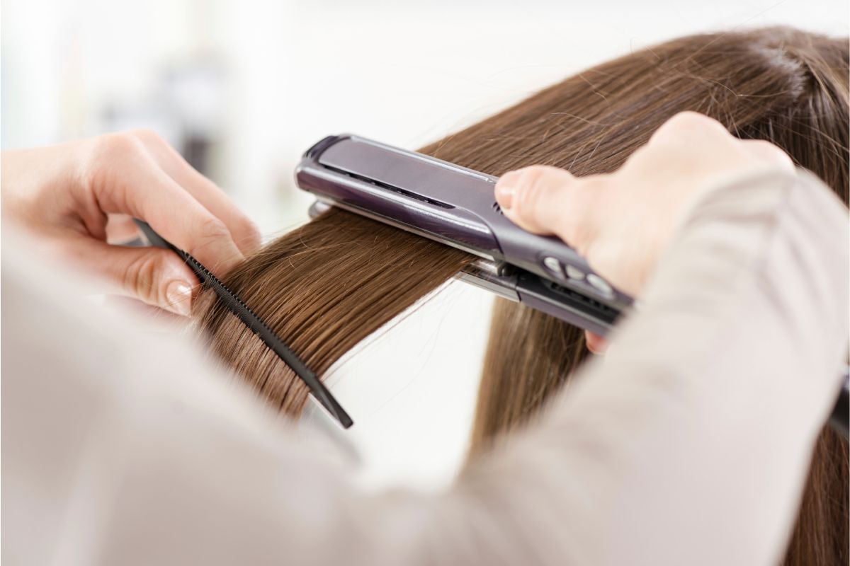 I Read Labels For You opinion on permanent hair straightening product ingredients.