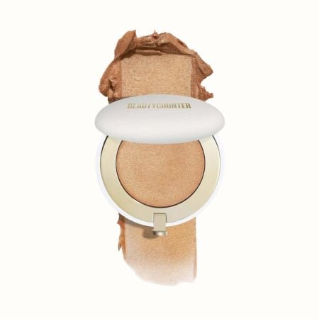 I Read Labels For You opinion on Beautycounter highlighter.