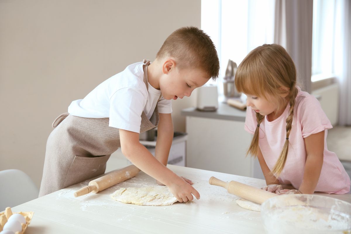 I Read Labels For You opinion on what materials make unsafe baking sheets