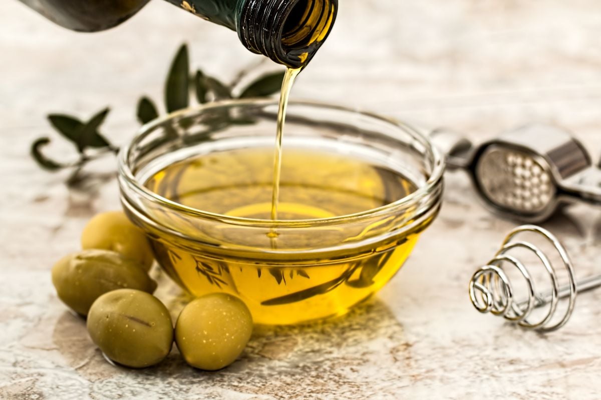I Read Labels For You opinion on whether there are polyphenols in olive oil.