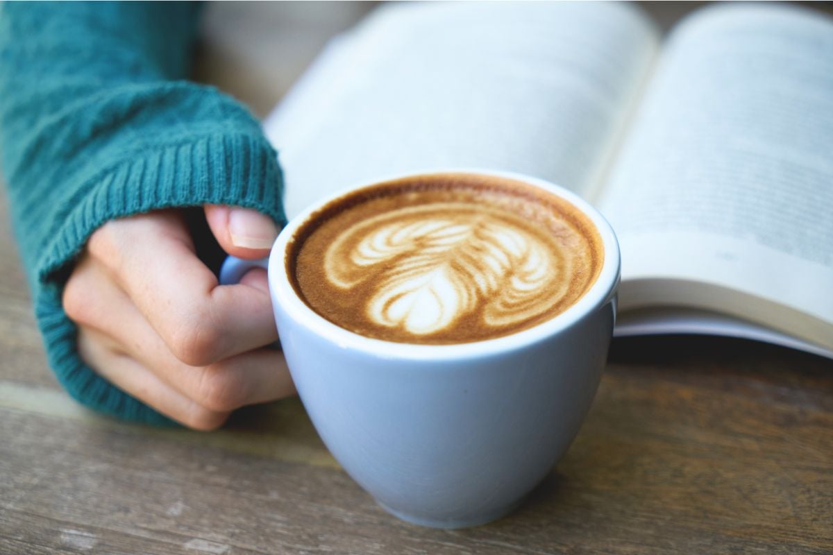 I Read Labels For You opinion on whether coffee is sprayed with chemicals.