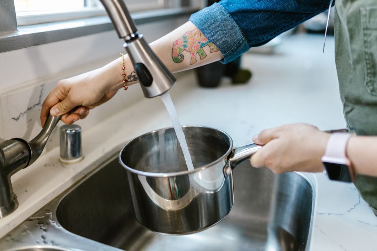 I Read Labels For You opinion on the easy solutions for clean water at home