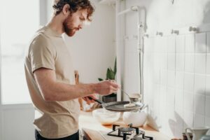 Is Caraway Non-Toxic? A Detailed Review Of Caraway Cookware